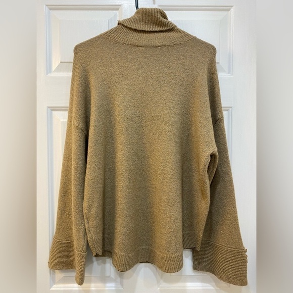MICHAEL Michael Kors Loose Turtleneck Sweater Curved Hem Long Sleeve Women Sz L - Picture 2 of 10